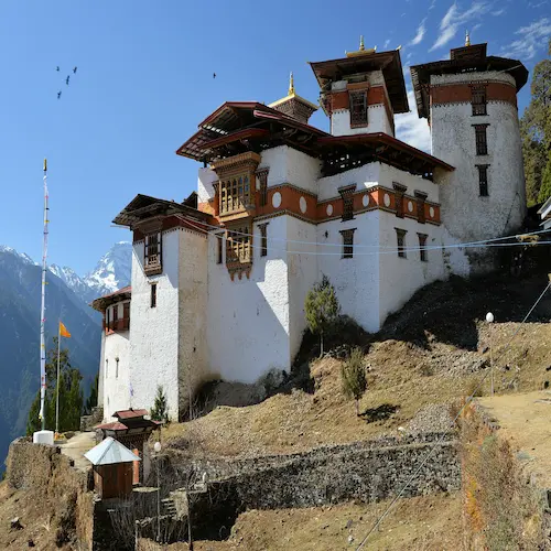 Laya Gasa Trek